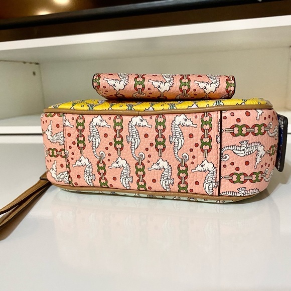 🌸NEW🟡Tory Burch Blake Printed Multi Essentials Wristlet pouch bag & wallet - Picture 4 of 15